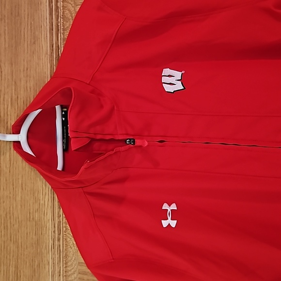 Under Armour Wisconsin Badger Lightweight Spring Fall Zip Up Jacket sz. L Womans - Picture 2 of 4